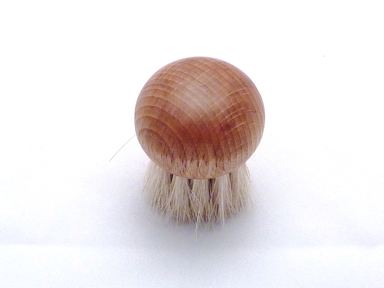 Brosse à champignons - Bois - ON RANGE TOUT