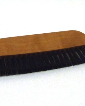 Brosse à habits de voyage