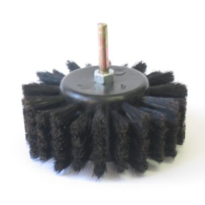 Brosse cylindrique pour perceuse