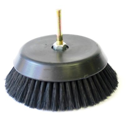 Brosse plate pour perceuse