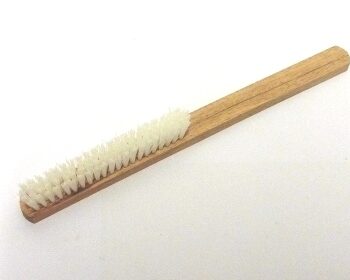 Brosse à manche nylon
