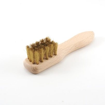 Petite brosse à manche laiton