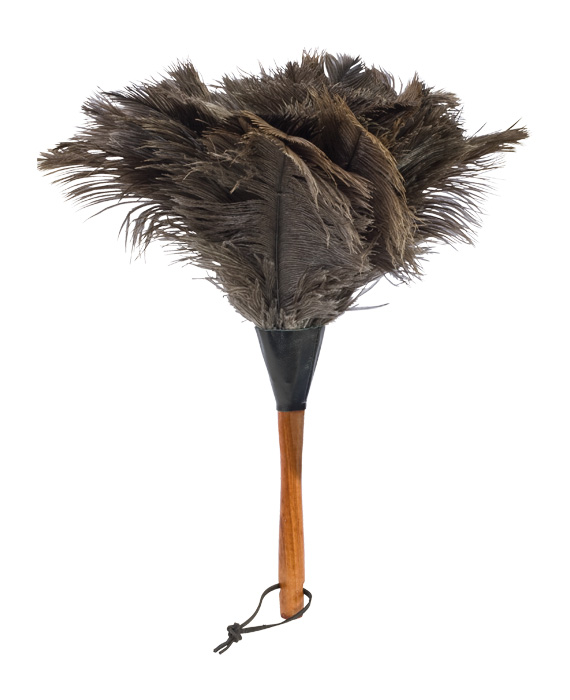 Plumeau plume d'autruche 70 cm avec manche en bois - nettoyage