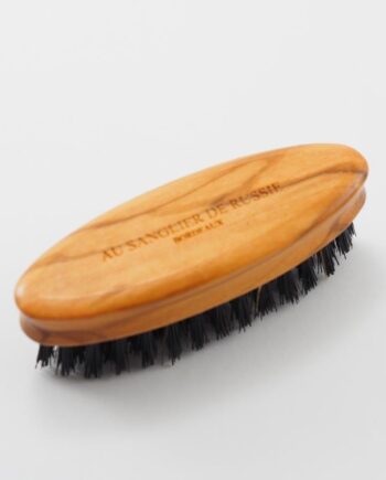 brosse-a-barbe-sanglier-sur-olivier